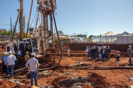 Estudantes da pós-graduação da USP/São Carlos visitam obras do Residencial Jardim das Rosas