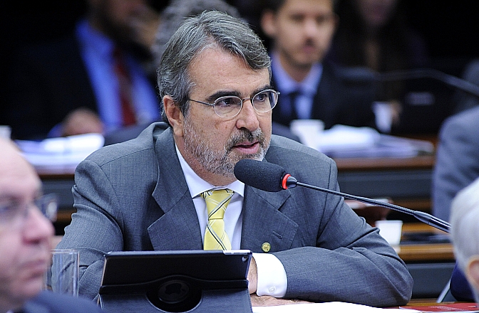 Reforma da Previdência: “Isso é um ajuste fiscal, não uma reforma da Previdência”, diz o parlamentar Henrique Fontana