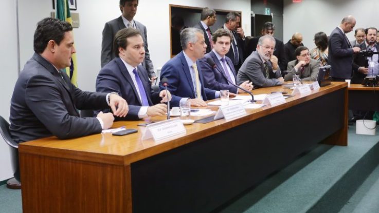 Alerta: Segundo ABES, empresas estatais de saneamento perderão valor com o novo marco legal