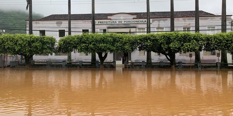 Enchentes no Norte Fluminense: Porciúncula é atingida gravemente pelas fortes chuvas