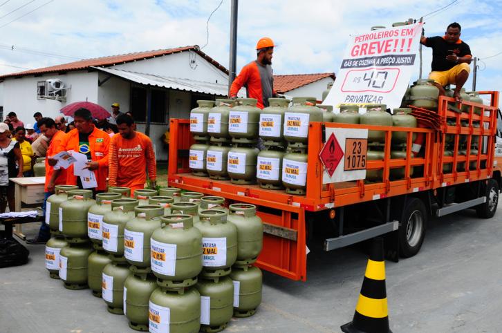 Greve dos Petroleiros: FUP e sindicatos entram com petição no TST com propostas para a solução do impasse com a Petrobrás