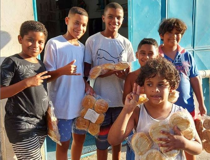 Aspen Pharma Brasil realiza ação virtual de Natal e arrecada brinquedos para crianças do Jardim Gramacho