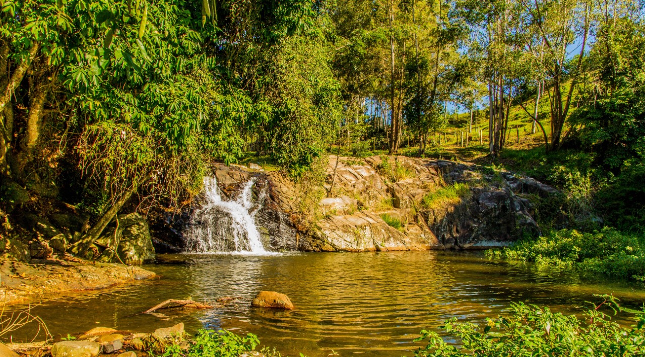 Tanguá e Rio Bonito vão bloquear os acessos à cachoeira de Tomascar