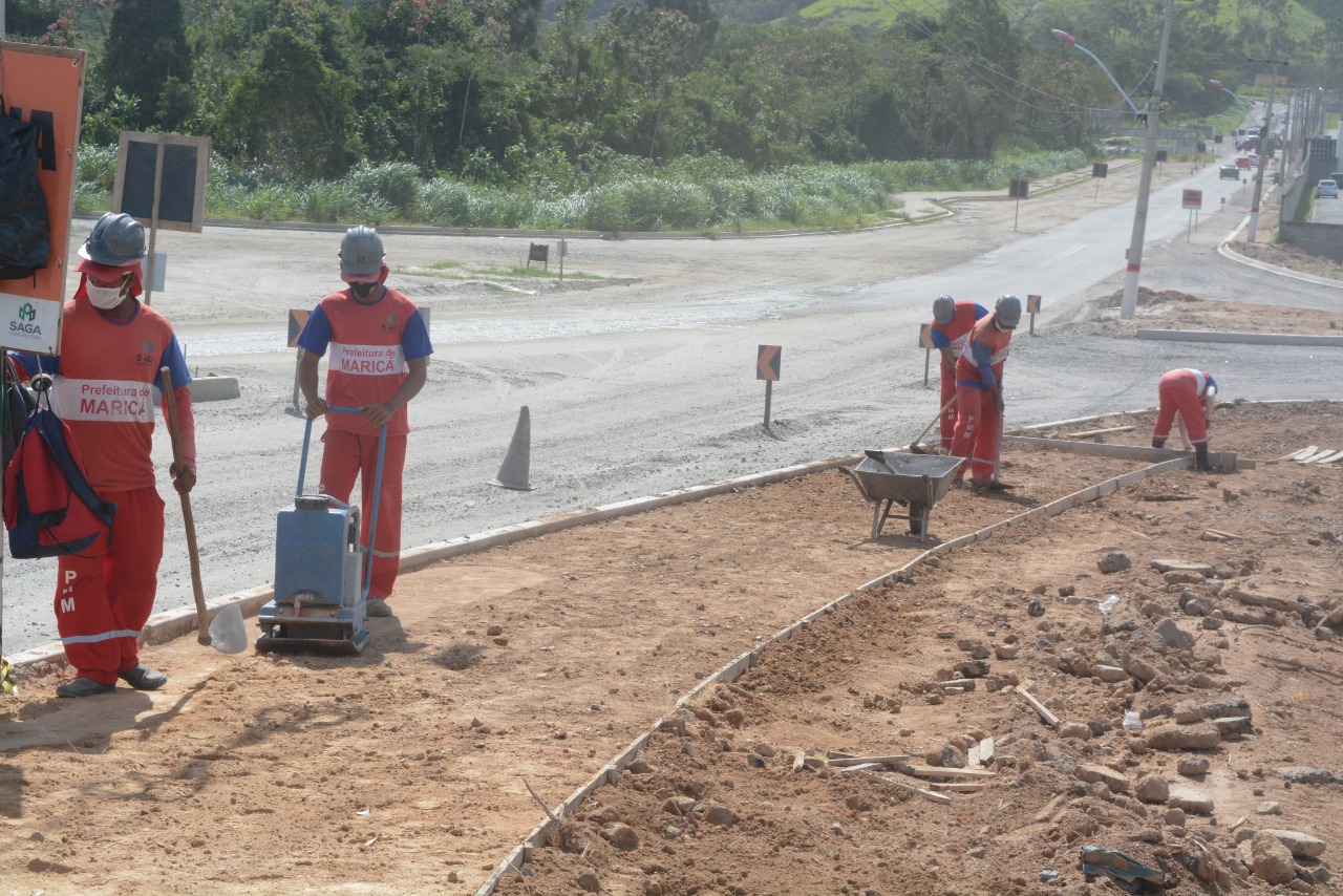 Estradas e rodovias: Obras de duplicação da Estrada dos Cajueiros avançam