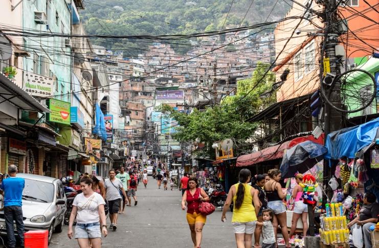 6 milhões de brasileiros sem casa: Autoridades do setor da habitação se reúnem para buscar soluções para a atual crise habitacional da América Latina