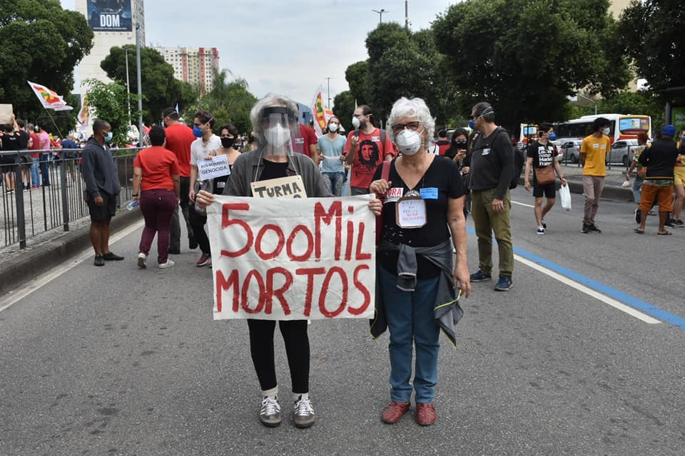 500 mil mortes: cansados, brasileiros lotam ruas das grandes capitais pela vida e contra Bolsonaro