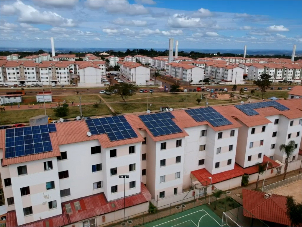 Economia na conta de luz: Condomínio do Minha Casa Minha Vida em Brasília instala sistema de energia solar fotovoltaico