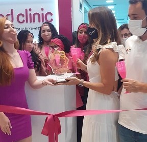 Tempo de saúde e beleza: AD Clinic inaugura a 1ª unidade na Barra e anuncia 3 sessões de lipo sem cortes grátis para moradores da região