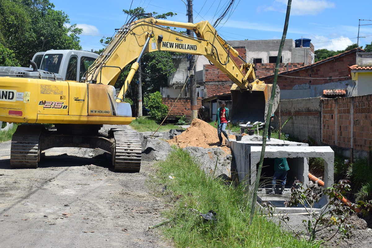 Saneamento rumo ao interior: Prefeitura de Tanguá inicia canalização de córrego na Vila Cortes