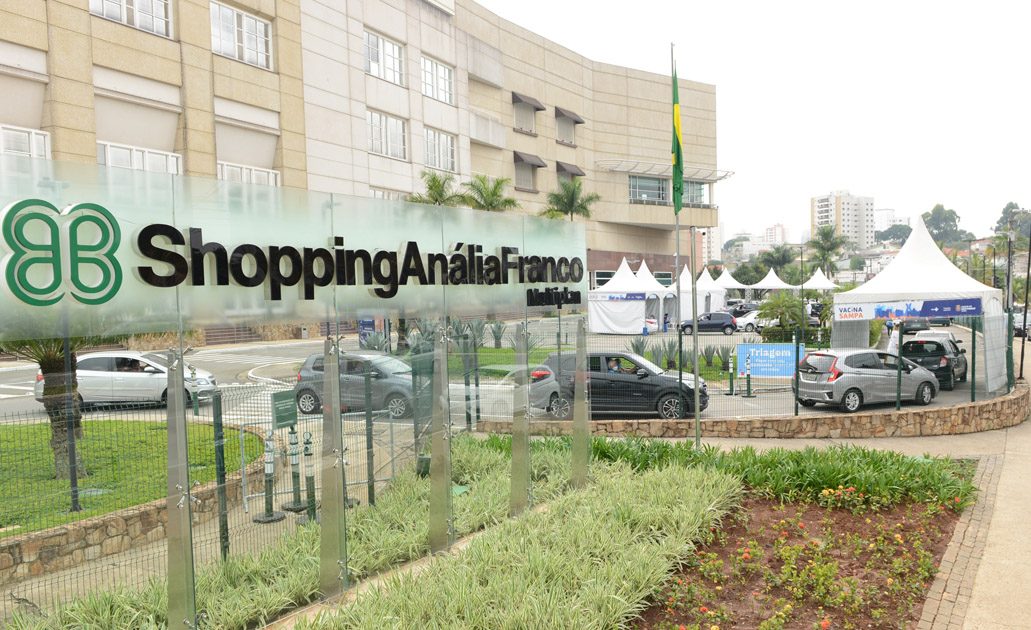 BarraShopping, VillageMall, ParkJacarepaguá e ParkShoppingCampoGrande são novos pontos de vacinação contra COVID-19