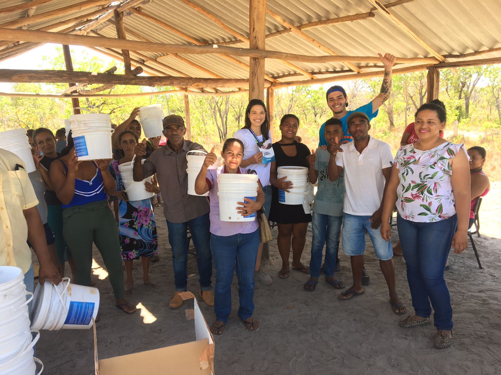 Comunidade quilombola no Tocantins, sem saneamento, recebe filtros purificadores de água