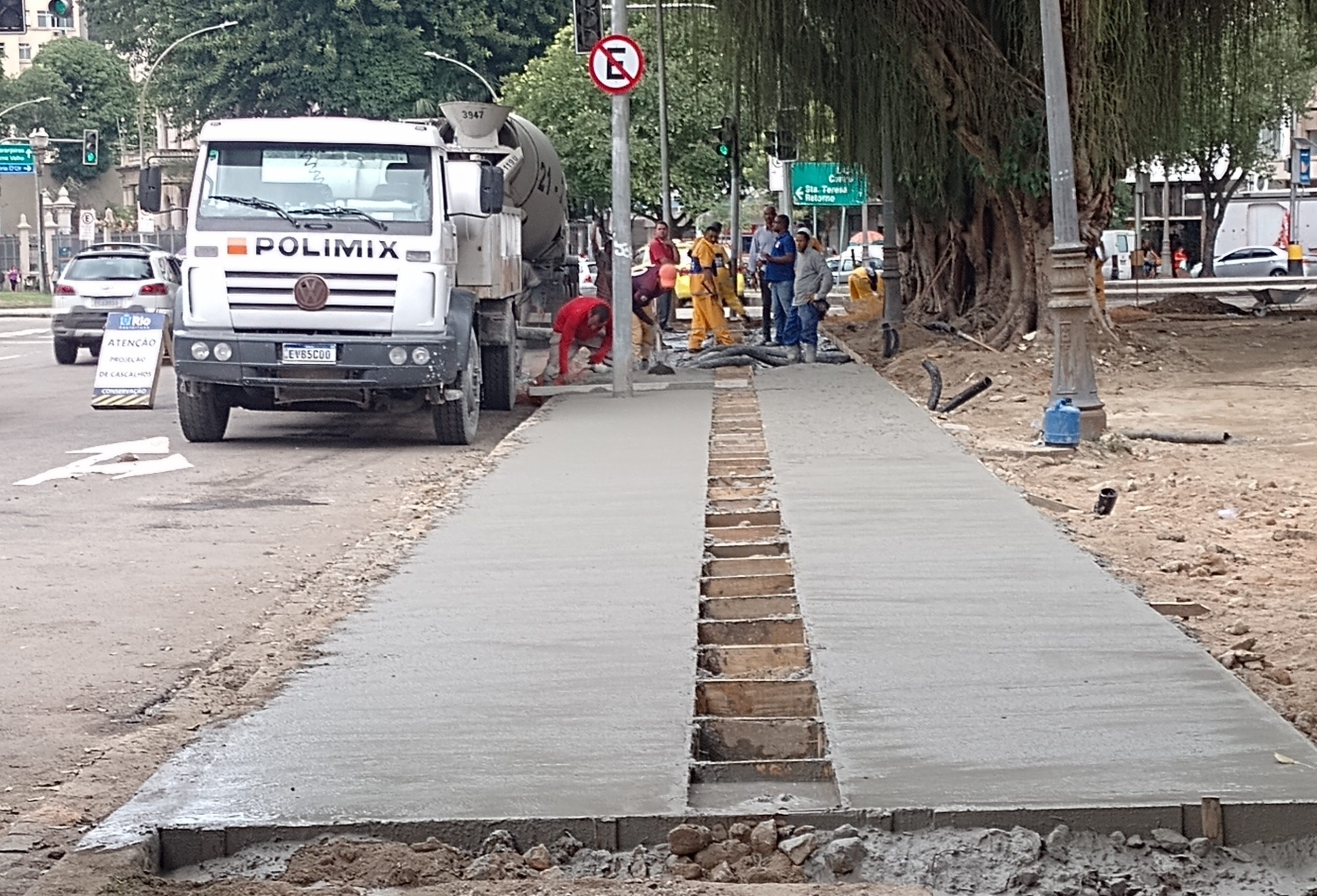 Desempenho da construção segue favorável, mas com expectativa moderada