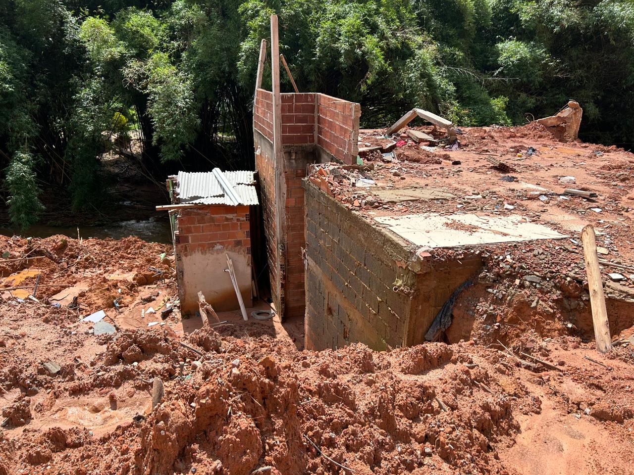 Chuvas de verão: Defesa Civil Nacional reconhece situação de emergência em 117 cidades de Minas Gerais por chuvas intensas