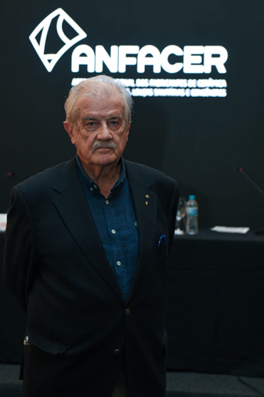 Sérgio Magalhães é eleito presidente  do Conselho de Administração da Anfacer