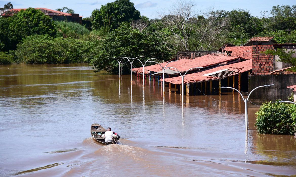 Chuvas no Maranhão: Lula defende atuação conjunta de governos para evitar novas tragédias