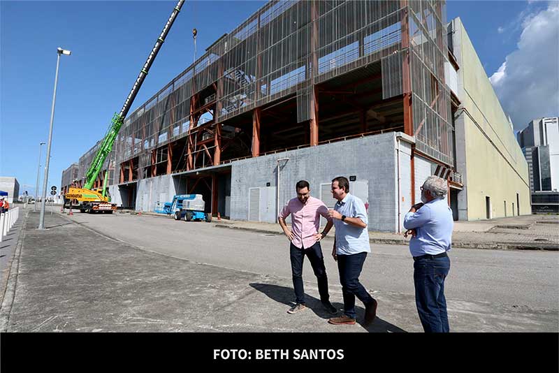 Construção do Terminal Intermodal Gentileza, no Rio de Janeiro, reaproveita estruturas de aço
