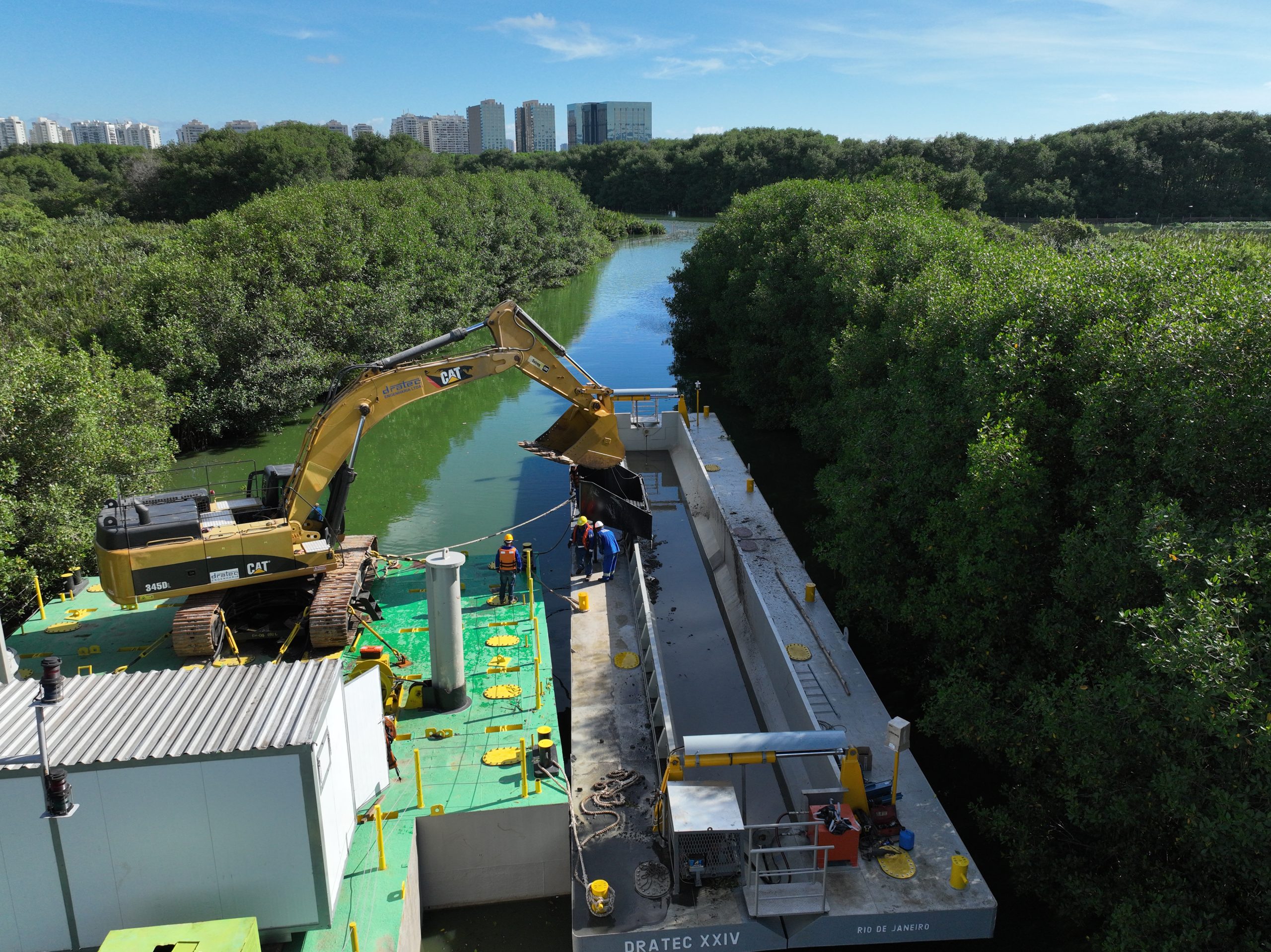 Despoluição das Lagoas: Iguá dá início a dragagem histórica das lagoas na Zona Oeste do Rio de Janeiro