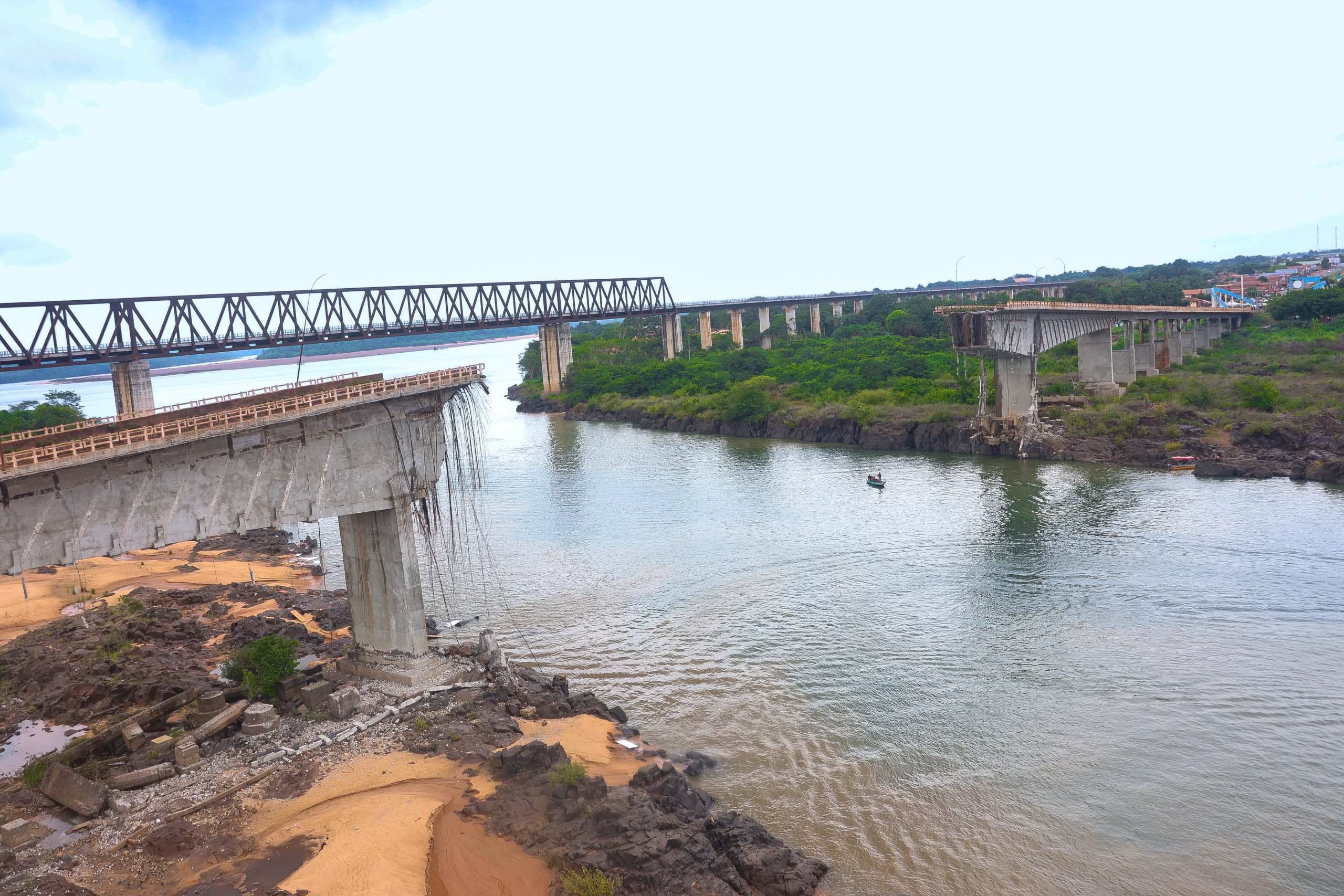 Desabamento da Ponte JK: R$150 milhões para reconcentração da Ponte JK, após 4 mortes, 13 desaparecidos e fechamento da BR 226, que liga o estado de Tocantins ao Maranhão