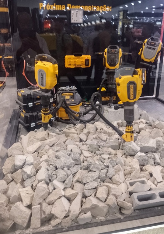 Indústria de Materiais de Construção mantém otimismo em janeiro, aponta ABRAMAT