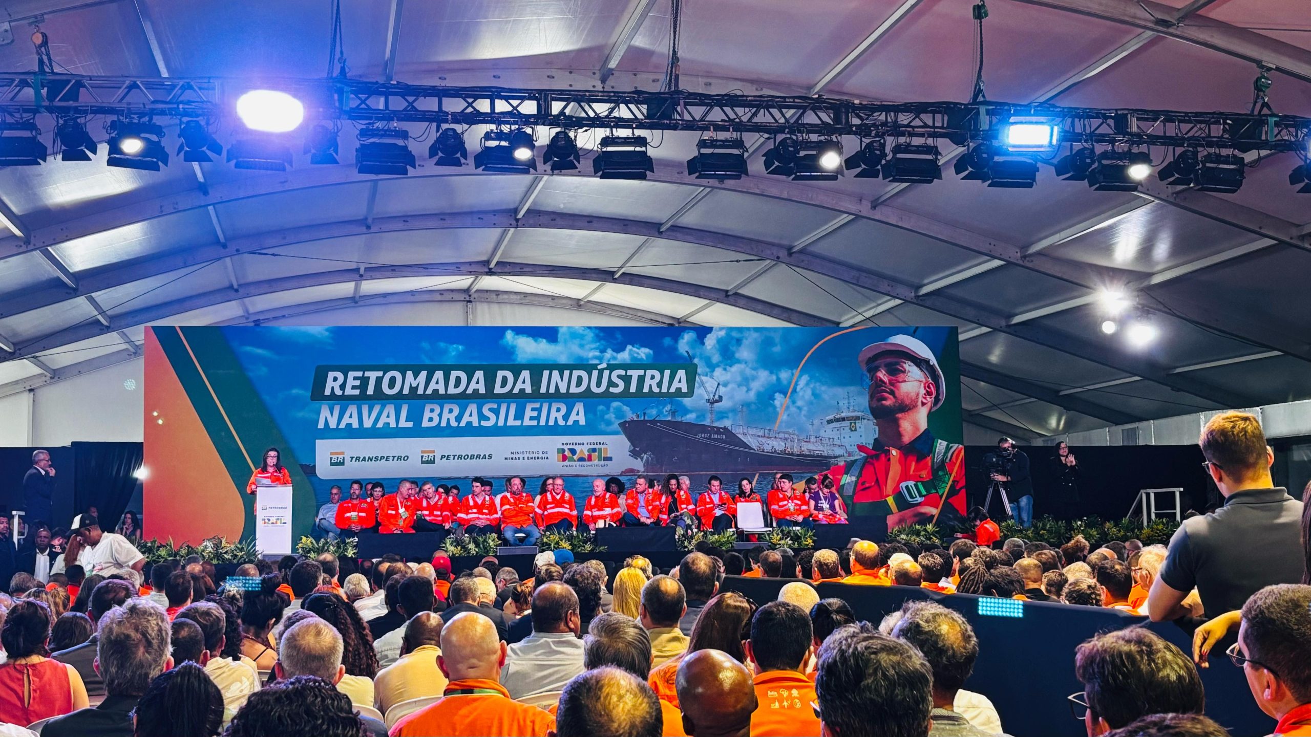 Atenção fornecedores: Nova licitação da Transpetro está disponível no Portal Petronect