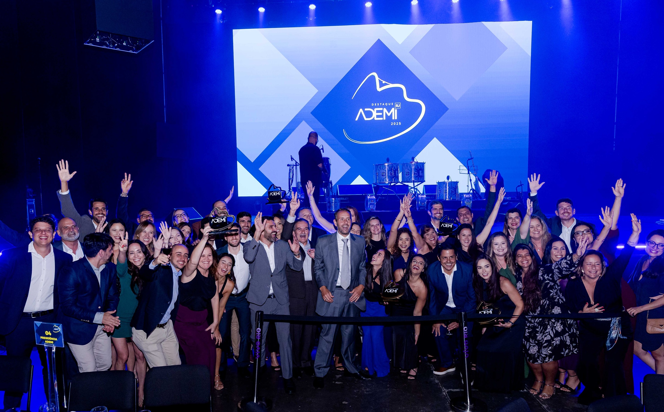 Mercado imobiliário em festa: Ademi-RJ premia os destaques de 2025